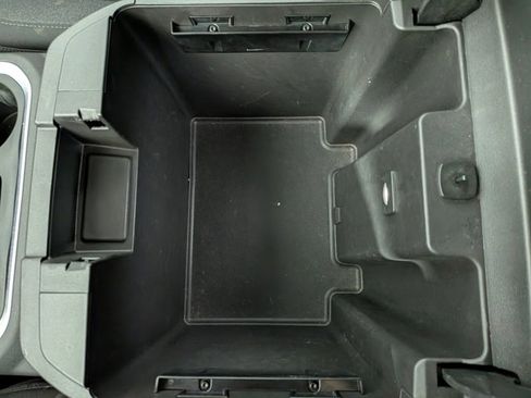 Used 2022 Chevrolet Silverado 1500 LT Trail Boss w/ Bed Protection Package image 21