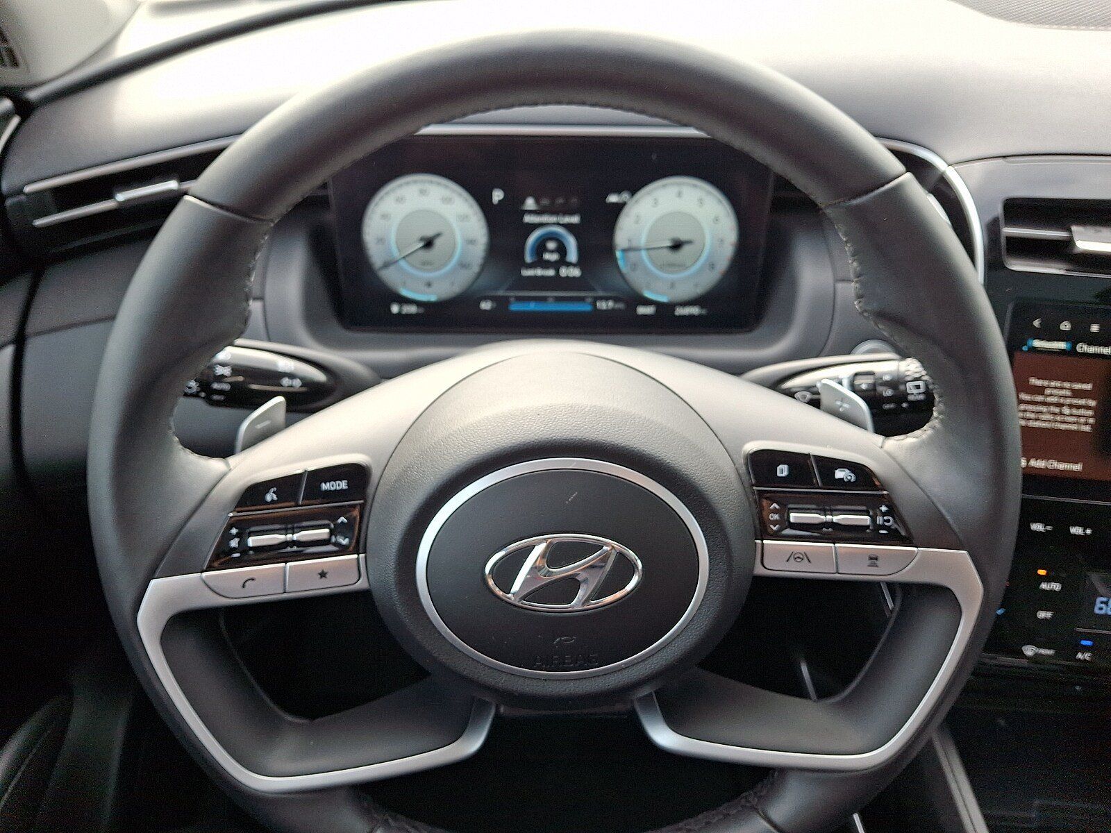 Certified 2023 Hyundai Tucson Limited AWD/4WD image 21
