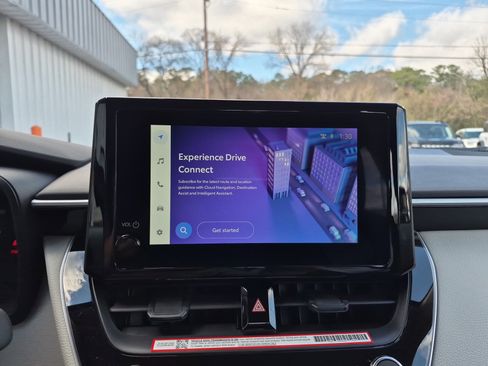 Used 2026 Toyota Corolla LE image 31