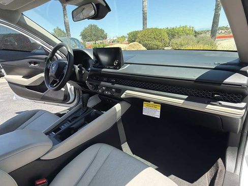 Used 2024 Honda Accord LX image 21