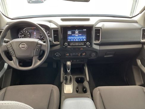 Used 2023 Nissan Frontier SV w/ Technology Package AWD/4WD image 15