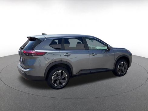 Used 2025 Nissan Rogue SV FWD image 15