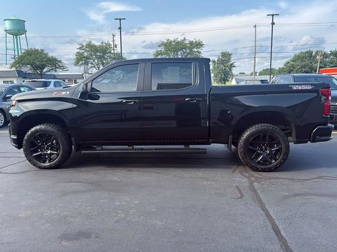 Used 2021 Chevrolet Silverado 1500 LT Trail Boss w/ Convenience Package II AWD/4WD image 4