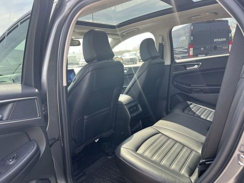 Used 2022 Ford Edge SEL w/ Convenience Package AWD/4WD image 16