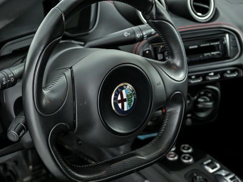 Used 2015 Alfa Romeo 4C Coupe w/ Leather Interior Group image 25