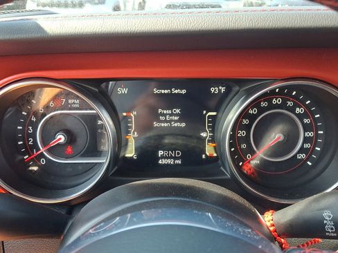 Used 2021 Jeep Wrangler Unlimited Rubicon AWD/4WD image 26