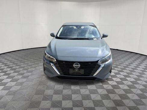 Used 2025 Nissan Sentra SV FWD image 13