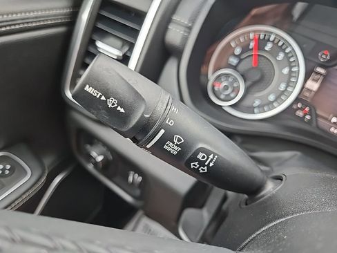 Used 2023 RAM 1500 Laramie AWD/4WD image 50