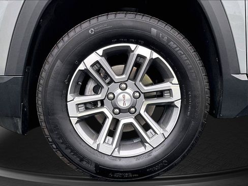 Used 2025 GMC Terrain Elevation AWD/4WD image 10