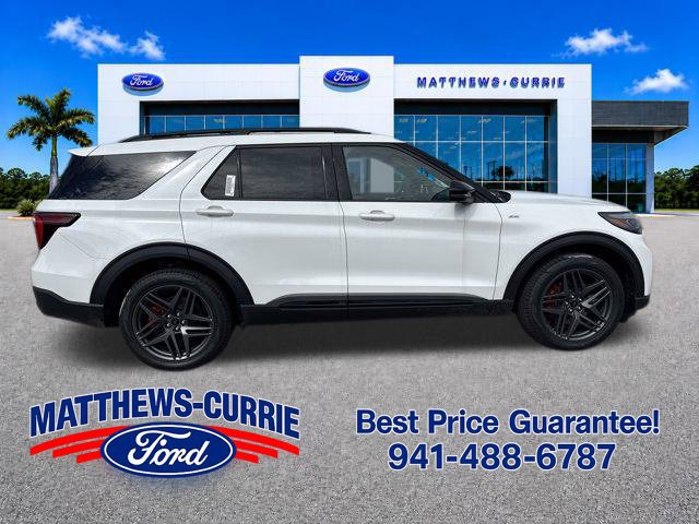 New 2026 Ford Explorer ST-Line w/ ST-Line Street Pack AWD/4WD image 3