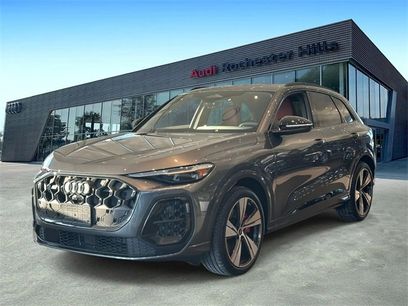 New 2025 Audi SQ5 Prestige
