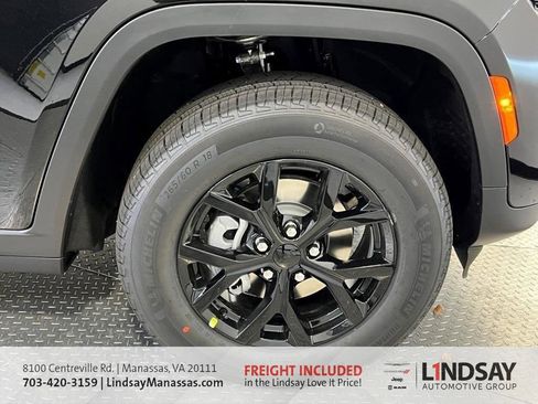 New 2025 Jeep Grand Cherokee Altitude w/ Trailer Tow Package image 11