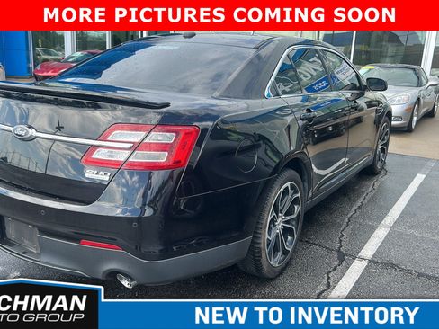 Used 2019 Ford Taurus SHO AWD/4WD image 7