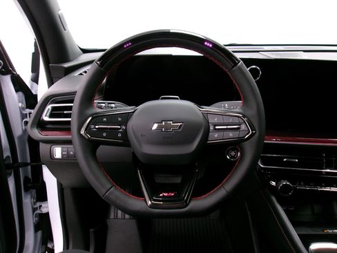 New 2026 Chevrolet Traverse RS w/ LPO, Floor Liner Package image 7