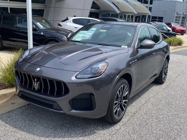 Used 2025 Maserati Grecale GT AWD/4WD image 2
