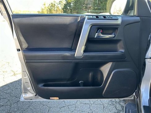 Used 2024 Toyota 4Runner SR5 image 18