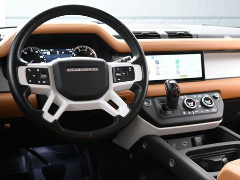 Certified 2023 Land Rover Defender 110 SE image 7