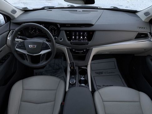 Used 2020 Cadillac XT5 Premium Luxury image 24