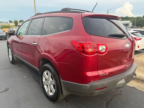 Used 2012 Chevrolet Traverse LT FWD image 5