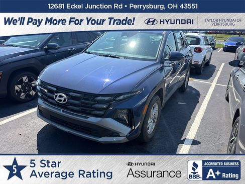 Certified 2025 Hyundai Tucson SE AWD/4WD image 1