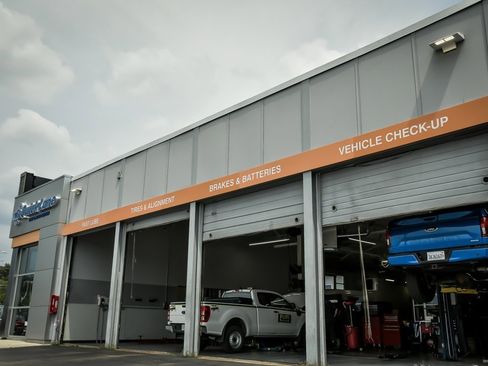 Used 2022 Chrysler Pacifica Touring-L image 29