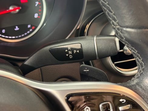 Used 2019 Mercedes-Benz C 300 Sedan image 19