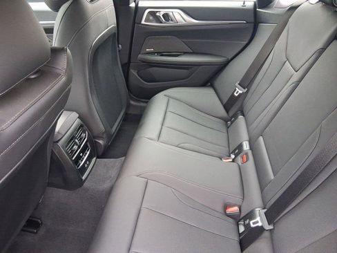 Used 2025 BMW M440i image 29