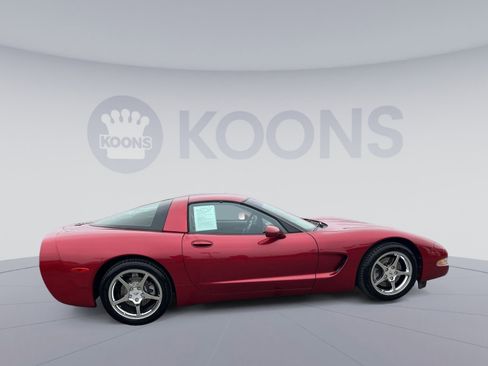 Used 2000 Chevrolet Corvette Coupe w/ Roof Pkg image 8