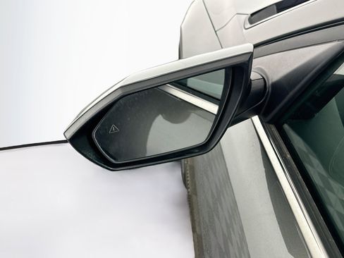 Used 2025 Hyundai Elantra SEL FWD image 16