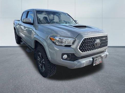 Used 2019 Toyota Tacoma SR5 image 3