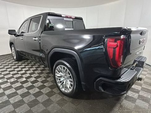 Used 2019 GMC Sierra 1500 Denali w/ Denali Ultimate Package AWD/4WD image 4