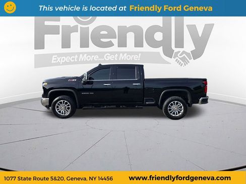 Used 2025 Chevrolet Silverado 3500 LTZ AWD/4WD image 8