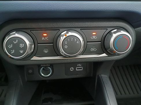 New 2025 Nissan Versa SV w/ Trunk Package image 14