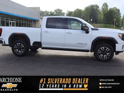 Used 2022 GMC Sierra 2500 AT4 w/ AT4 Premium Plus Package AWD/4WD image 1