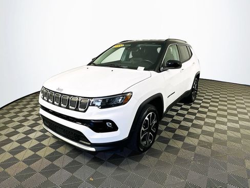 Certified 2022 Jeep Compass Limited AWD/4WD image 5
