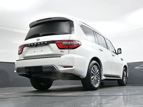 Used 2024 Nissan Armada SL w/ Captain's Chairs Package image 38