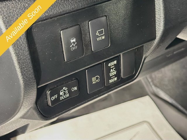 Used 2021 Toyota Tacoma TRD Off-Road AWD/4WD image 10