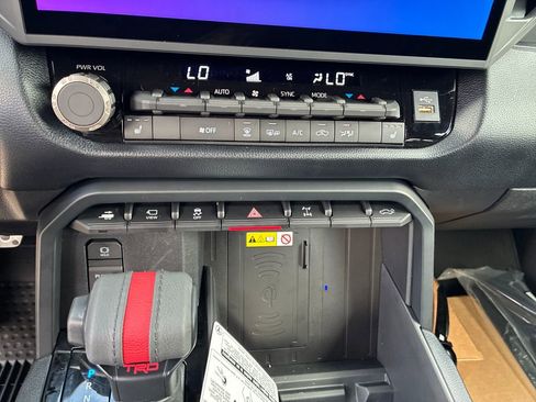 New 2026 Toyota Tundra SR5 AWD/4WD image 24