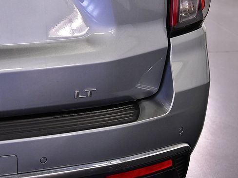 Used 2024 Chevrolet Tahoe LT image 10