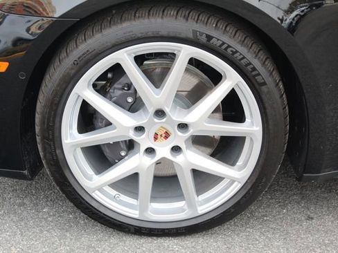 New 2025 Porsche Panamera 4 image 15