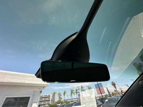 Used 2022 Tesla Model X AWD/4WD image 24
