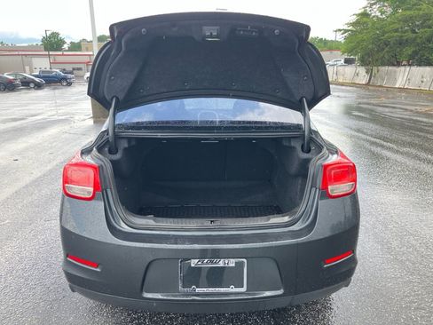 Used 2015 Chevrolet Malibu LS w/ Protection Package FWD image 19