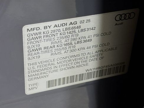 Certified 2025 Audi Q6 e-tron Premium w/ Convenience Package AWD/4WD image 32