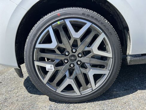 New 2026 Ford Expedition Platinum w/ Platinum Ultimate Package AWD/4WD image 12