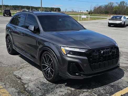 Used 2025 Audi Q7 3.0T Prestige AWD/4WD image 2