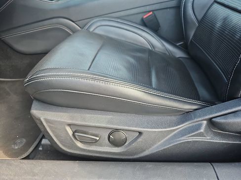 Used 2024 Ford Mustang Premium RWD image 28