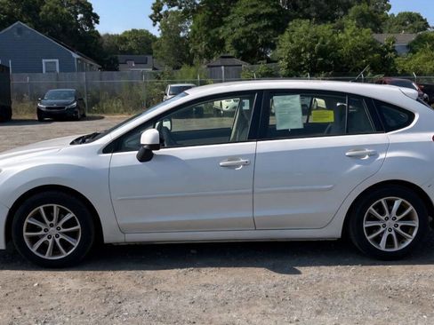 Used 2012 Subaru Impreza 2.0i Premium w/ All-Weather Pkg image 2