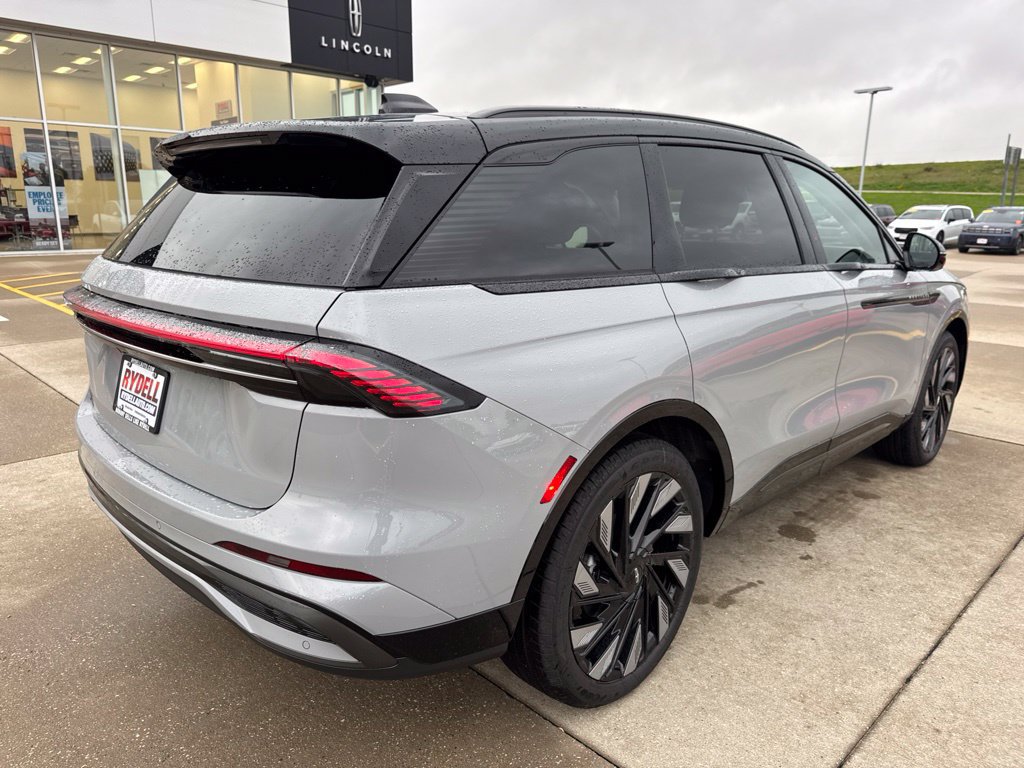 New 2026 Lincoln Nautilus Reserve w/ Jet Appearance Package AWD/4WD image 29