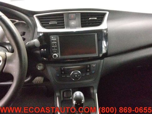 Used 2019 Nissan Sentra SV FWD image 12