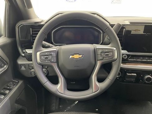 New 2026 Chevrolet Silverado 1500 LT image 12